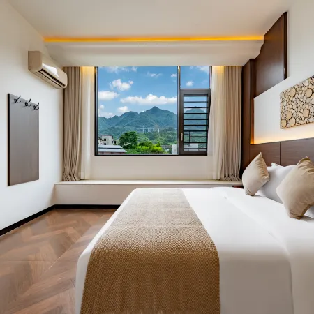 Westyard Lodge.Libo Отели в г. Либо