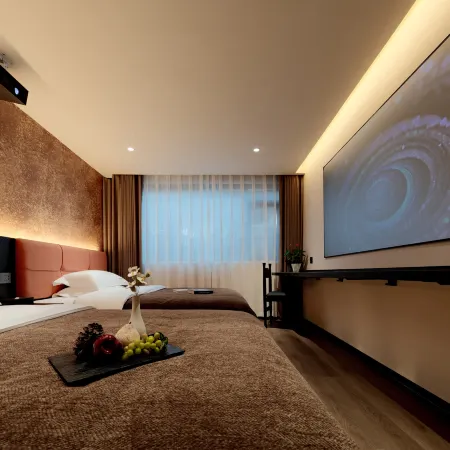 Tianhe Shiguang Homestay (Xijiang Qianhu Miao Village Observation Deck)