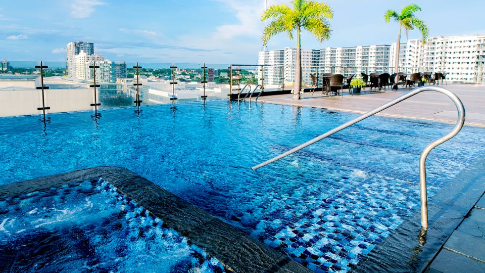 MCollection - Convenient City Stay in Iloilo Business Park