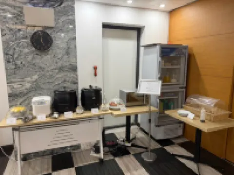 ホテル ヤー ハノイ ロッテデパートメントストア周辺のホテル