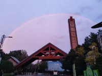 誠城樂活酒店（新鄉鳳凰谷樂活小鎮店） 鄰近新鄉市鳳泉區玉潤植物園場的酒店