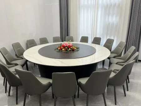 zhaiwanbieshe Отели рядом с достопримечательностью «Hua Qian Gu Aiqing Shilin Sceneic Area»