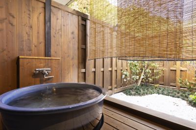 【禁煙】スタンダード露天風呂付和室(木造棟・ガーデンビュー) 湯快リゾート 三朝温泉 斉木別館〈会席タイプ〉の写真