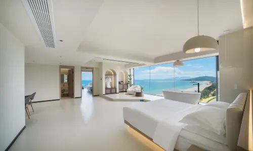 Huidong Twin moon bay  Peninsula Hotel