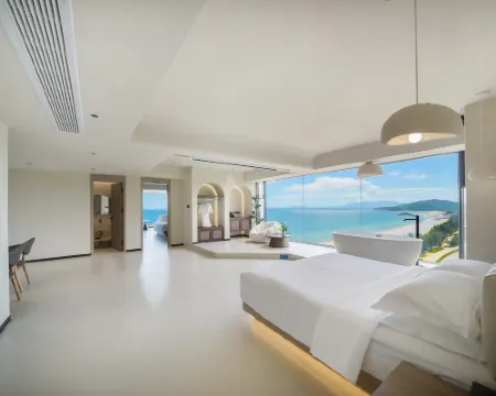 Huidong Twin moon bay  Peninsula Hotel Hotels in Huidong