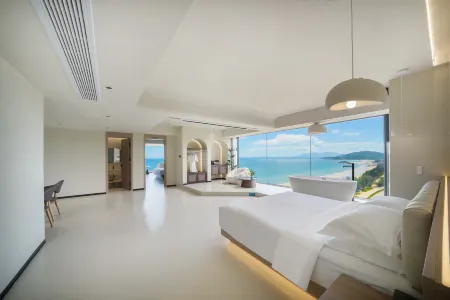 Huidong Twin moon bay  Peninsula Hotel Отели рядом с достопримечательностью «Shuangyue Bay»