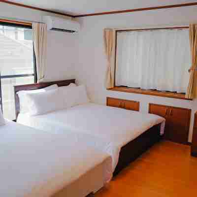 アキラ ヒロ ハウス Rooms