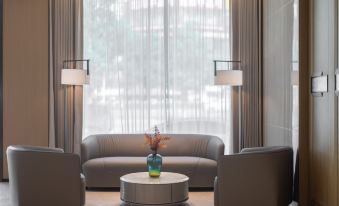 Anyue Hotel (Longevity Town Changshou High-Speed Rail North Station)