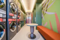 Orange Hotel (Fujian Provincial Children's Hospital, Huagong Road Branch) - غرفة مطلة على الجبل
