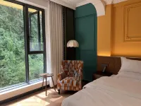 Huagang Yuelan Bay Hotel