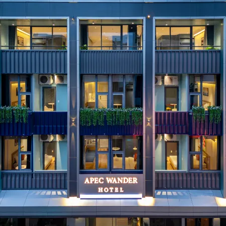 APEC WANDER HOTEL Отели рядом с достопримечательностью «Конгресс-центр GEM Centre»