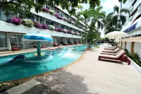 The Cha Am Methavalai Hotel - Gym