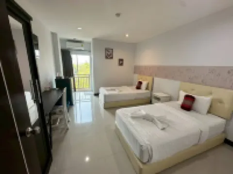 โรงแรมบ้านธารทิพย์