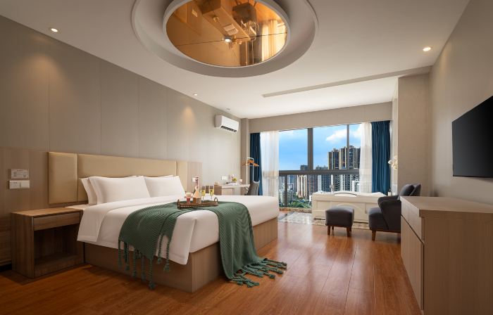 Manston Holiday Hotel (Wuhu Anhui Normal University Huajin Campus International Exhibition Center)