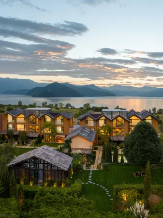 Jadeer · Lugu Lake Collection ｜Blue Glass Manor Lakeside Resort