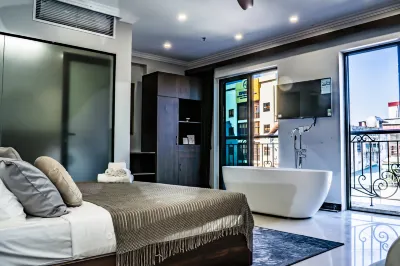 ไดมอนด์ ไลท์ โรงแรม โรงแรมในเขตดองดา - วัดแห่งวรรณกรรม