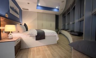 Walk-Inn Hospitality Group Centaurus