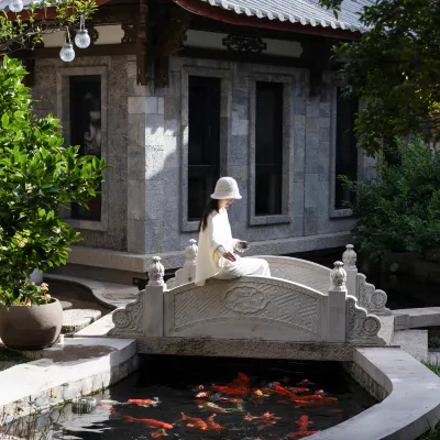 Qiaomu Family · Axiangge Country Retreat Naxi Culture & Art Collection Ultra-Luxury Boutique Stay Hotels near Lashihai Wetland Park