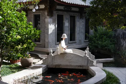 Qiaomu Family · Axiangge Country Retreat Naxi Culture & Art Collection Ultra-Luxury Boutique Stay - Ocean View