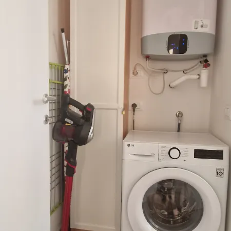 Cozy flat in Famagosta area near Forum di Assago Отели рядом с достопримечательностью «Фамагоста»
