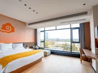 Licheng Hotel (Yuechi Railway Station Longhu Park Branch) Hotels in Yuechi