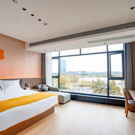 Licheng Hotel (Yuechi Railway Station Longhu Park Branch)