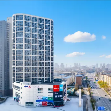 Zhishang Hotel (Luohe Renmin Road Changjian Plaza)
