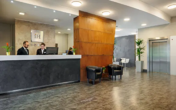 آي إتش هوتلز ميلانو لورينتيجيو فنادق في 