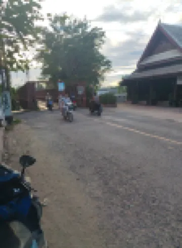 Red Bridge Restaurant Hostel