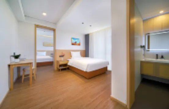 Baihui Resort Hotel (Xinmi ENJOY.LAND Animal Kingdom)