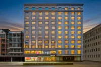 Clouds Seasons Hotel (Hezhou University West Campus Branch) - Pet friendly