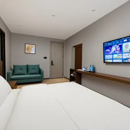 Jinyue Business Hotel