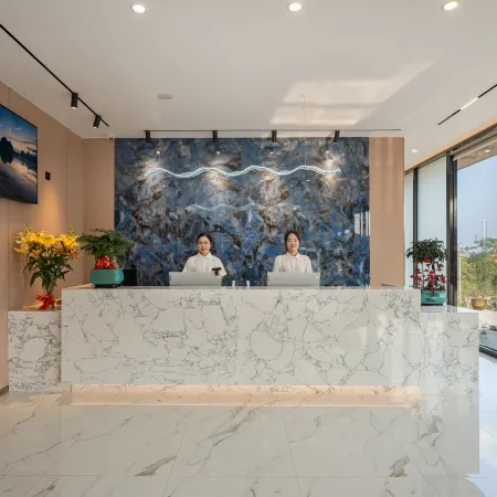 Neighboring Station Hotel (Nanning East Railway Station Branch)