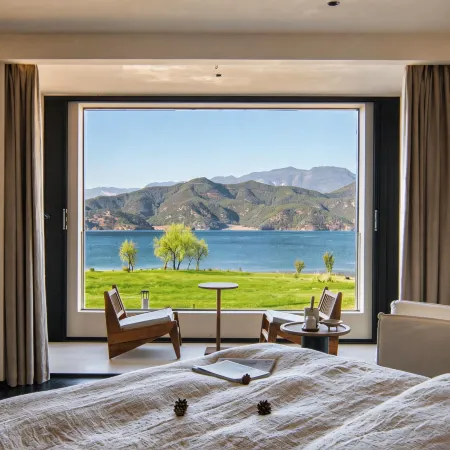Lugu Lake Muwu Nuri Lake Scenic Art Villa