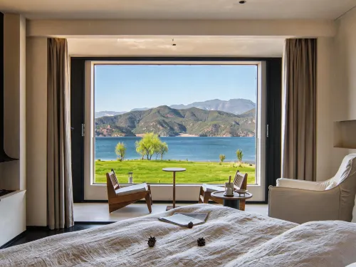 Lugu Lake Muwu Nuri Lake Scenic Art Villa