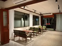 OLD SOUL Hostel Hotels in der Nähe von Wat Pho Tempel
