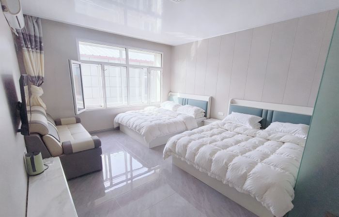Jingbohu Jingyuan Farm House