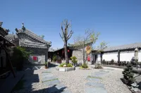 Pingcheng Xu Courtyard House Homestay (Datong Ancient City Daiwang Mansion)