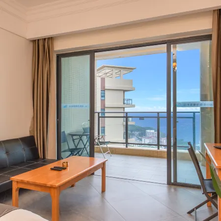 Tongyu Tauriel Scenic Apartment (Hailing Island Dajiao Bay)
