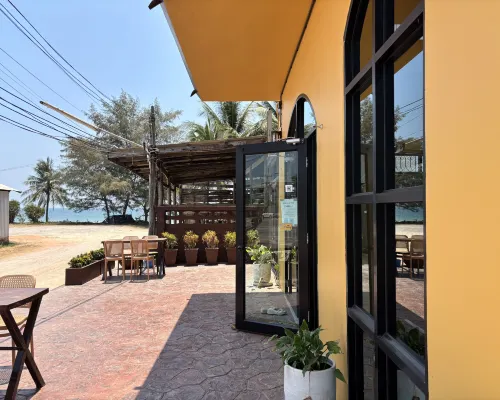Phoenix Room Hotels in Pathio