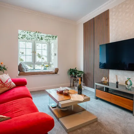Cozy 1BR Seaside Apt in Brighton Marina Village