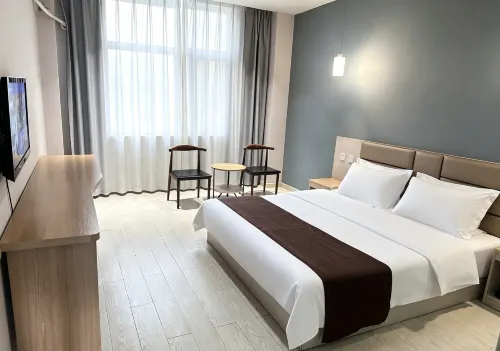 Aihang Express Hotel (Linyi Pedestrian Street Branch)