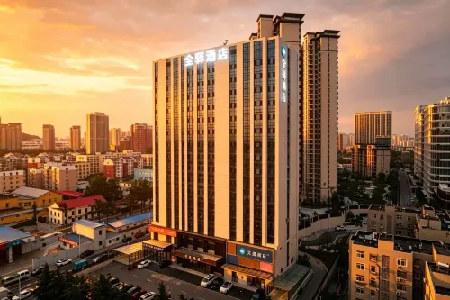 Qingdao Quanyi Hotel (Xinduxin Qingjiang Road Metro Station Branch)