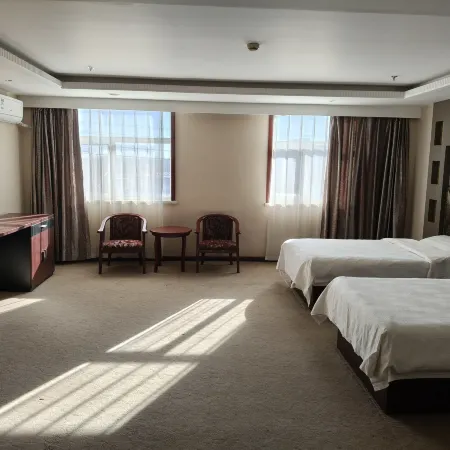 Hanggin Rear Banner Yinshan Business Hotel Отели в г. Ханцзиньхоуци