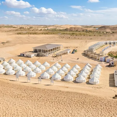 Xingxing Desert Camping Hotel