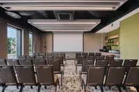 CAMPANILE PRIME WARSAW AIRPORT - 3-Star