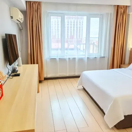 Mingzhu Hotel (Fuyuan International Passenger Station)