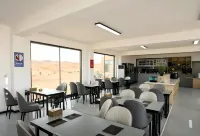 Zhongwei Tengoll · KK Qiongjing · Tengger Desert Luxury Stargazing Homestay Collection - Homestays
