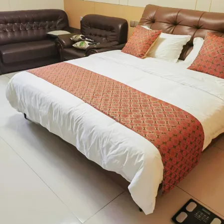 Zhouhe Homestay