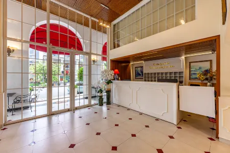 Grand Louis Saigon - Saigon Exhibition Center